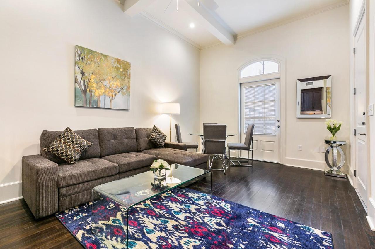 1 And 2 Bedroom Private Condos Steps Away From French Quarter Nova Orleães Exterior foto